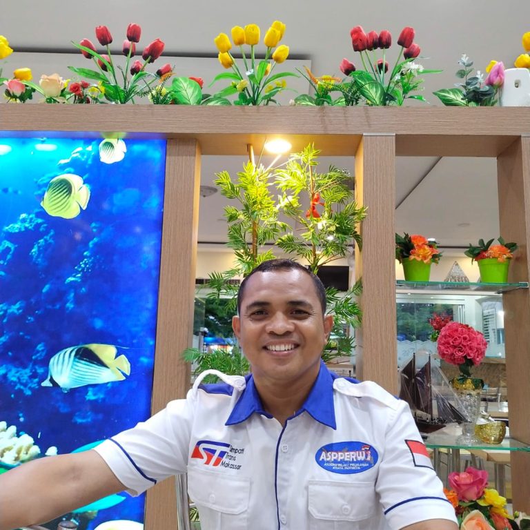 CEO Simpati Trans Makassar